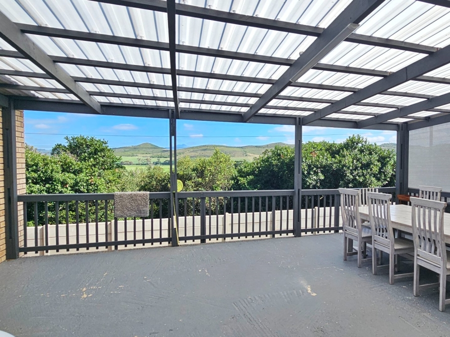 2 Bedroom Property for Sale in Fraaiuitsig Western Cape